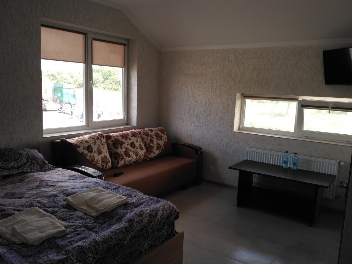 Motel Lutsʼk Dış mekan fotoğraf